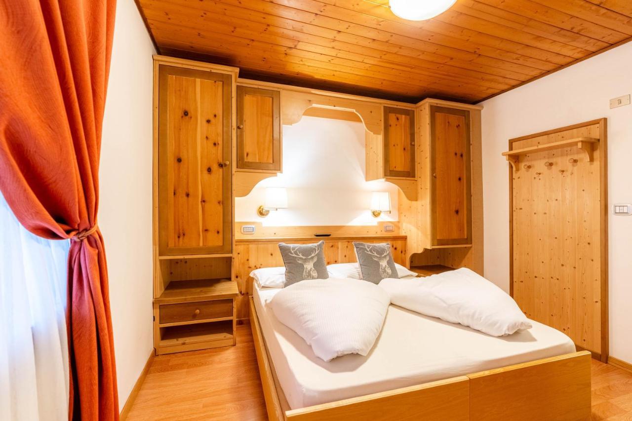 Albergo Dolomiti Cavalese Exteriér fotografie